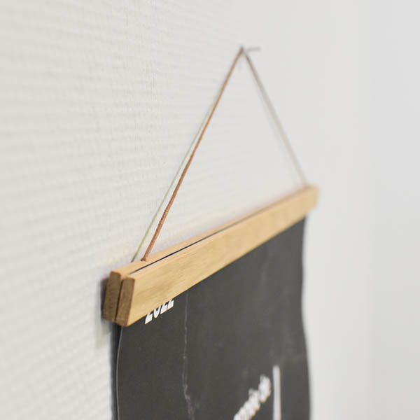 Cadre Magnétique Suspendu pour Posters à Gratter 51cm